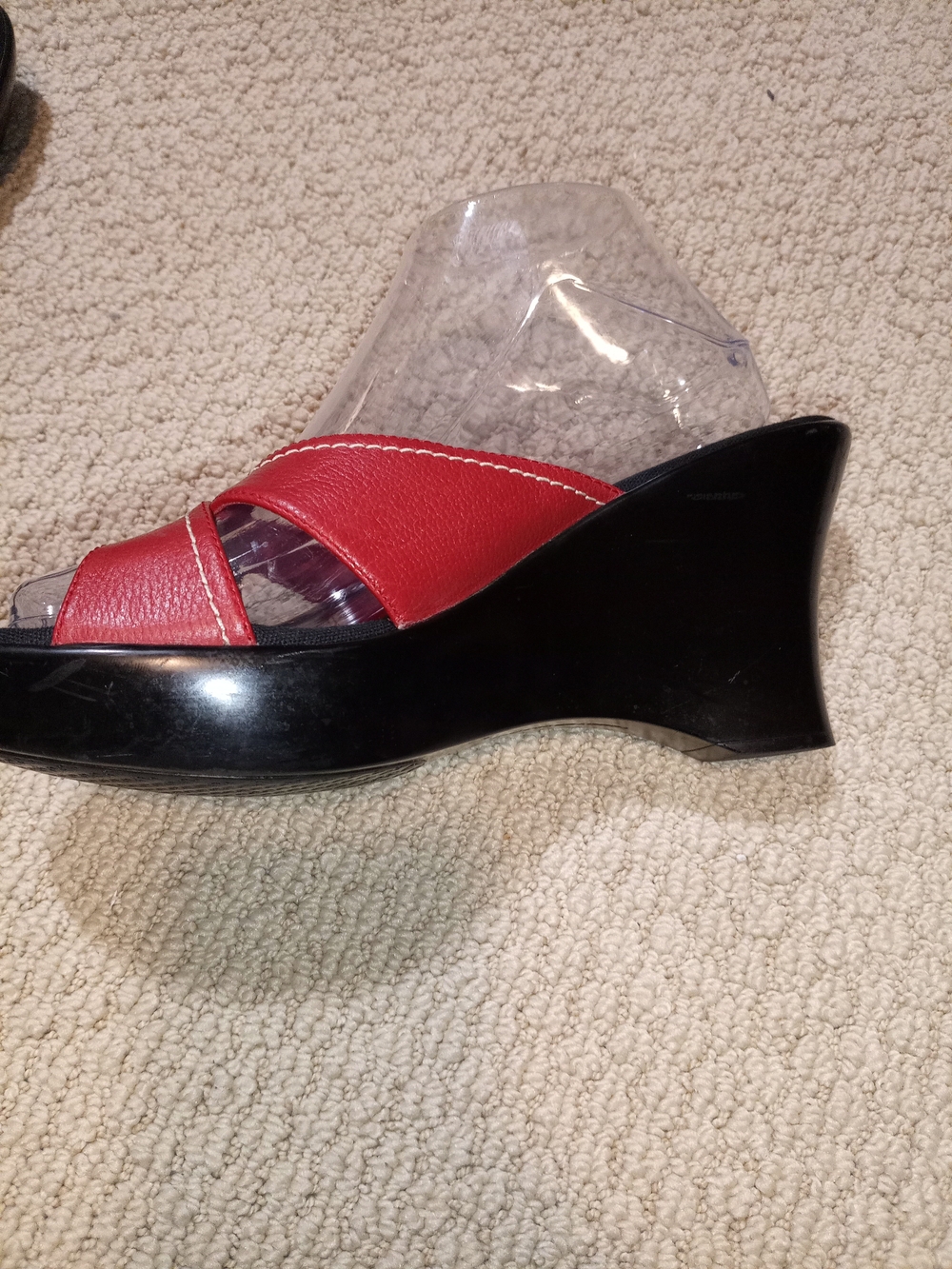 Tommy Hilfiger Red Wedge Heel Women’s Crisscross Sandals Sz 10 - Picture 7 of 9